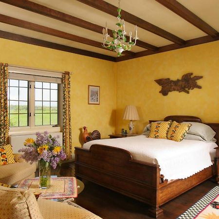 L'Auberge Provencale Inn & Restaurant Boyce Номер фото