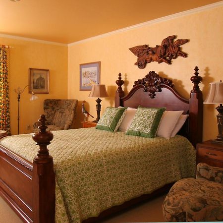 L'Auberge Provencale Inn & Restaurant Boyce Экстерьер фото