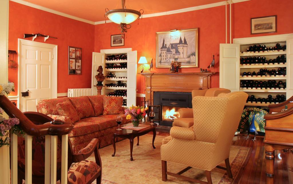 L'Auberge Provencale Inn & Restaurant Boyce Экстерьер фото