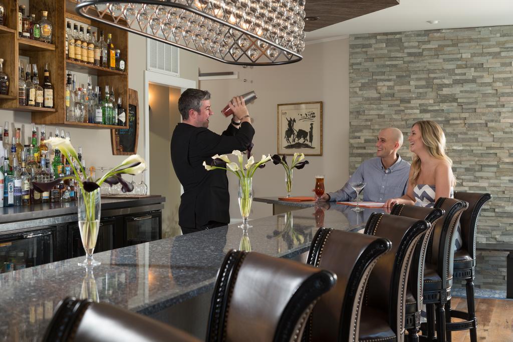 L'Auberge Provencale Inn & Restaurant Boyce Экстерьер фото