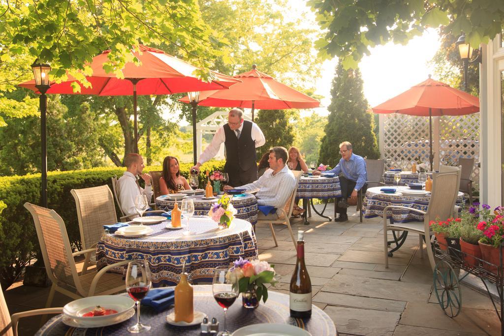 L'Auberge Provencale Inn & Restaurant Boyce Экстерьер фото