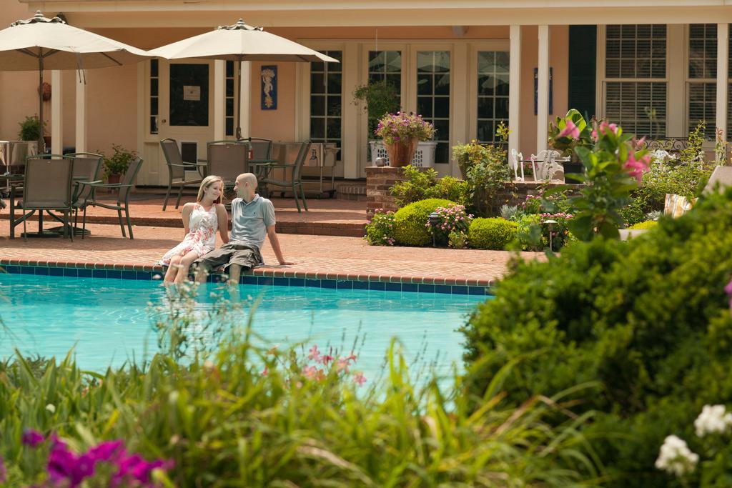 L'Auberge Provencale Inn & Restaurant Boyce Экстерьер фото